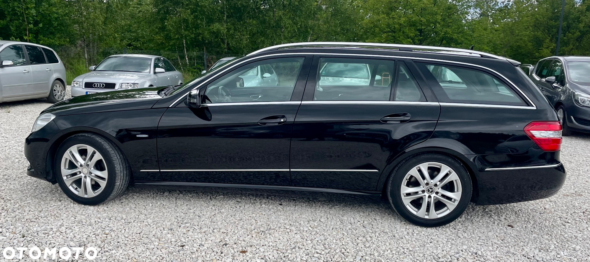 Mercedes-Benz Klasa E 200 CGI BlueEffICIENCY Avantgarde - 9