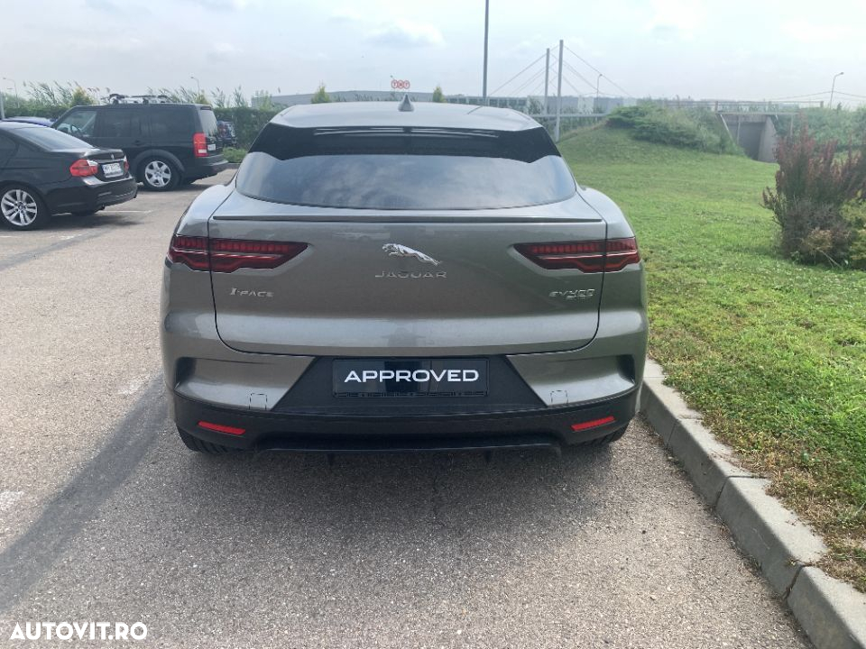 Jaguar I-Pace - 4
