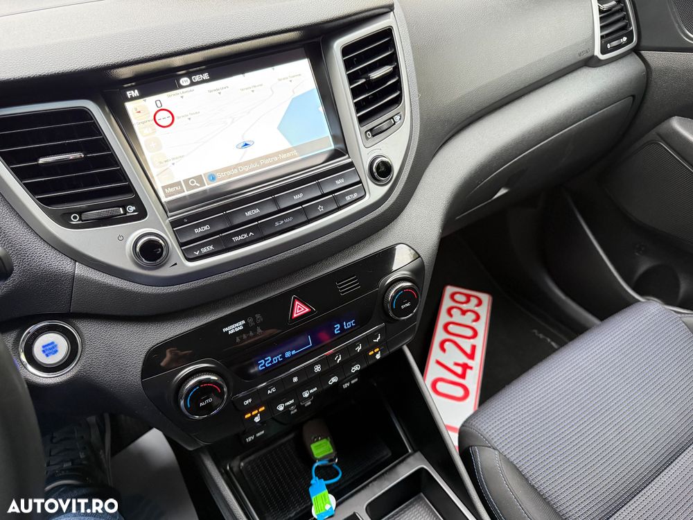 Hyundai Tucson blue 1.7 CRDi 2WD DCT Style - 27