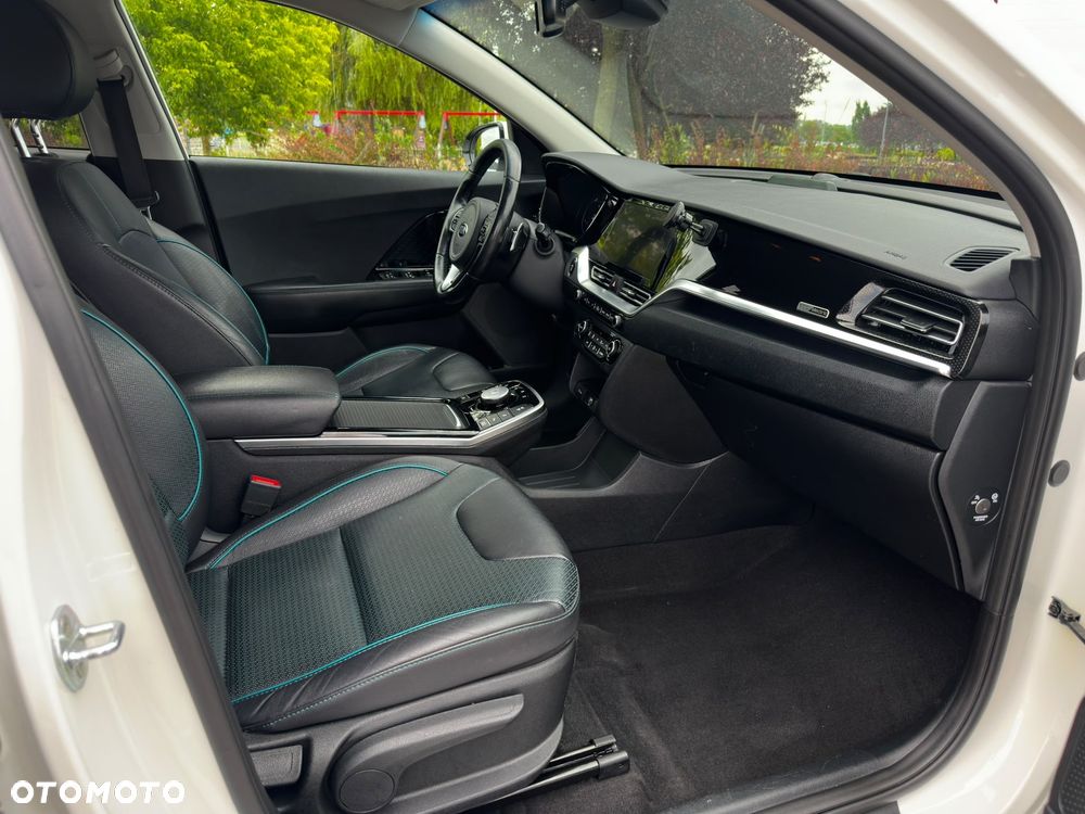 Kia Niro 64kWh XL - 32