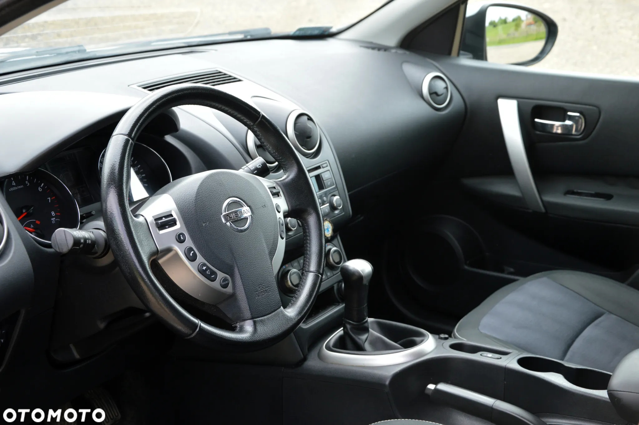Nissan Qashqai 1.6 Tekna - 26