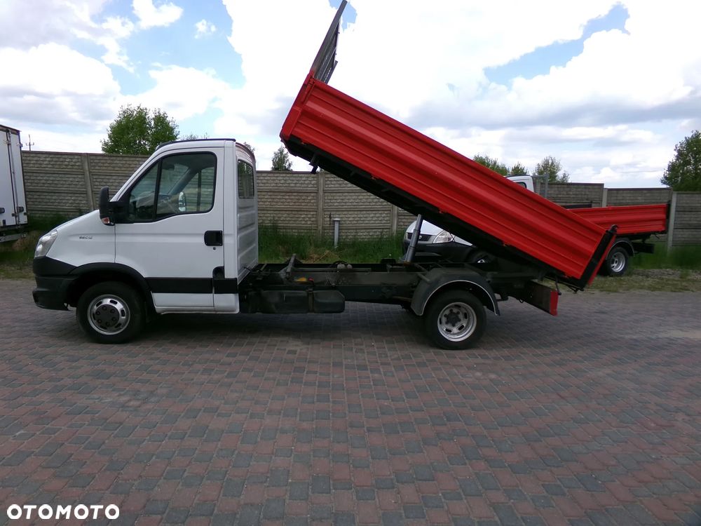 Iveco daily 35c15 3,0 diesel do 3,5 tony - 14