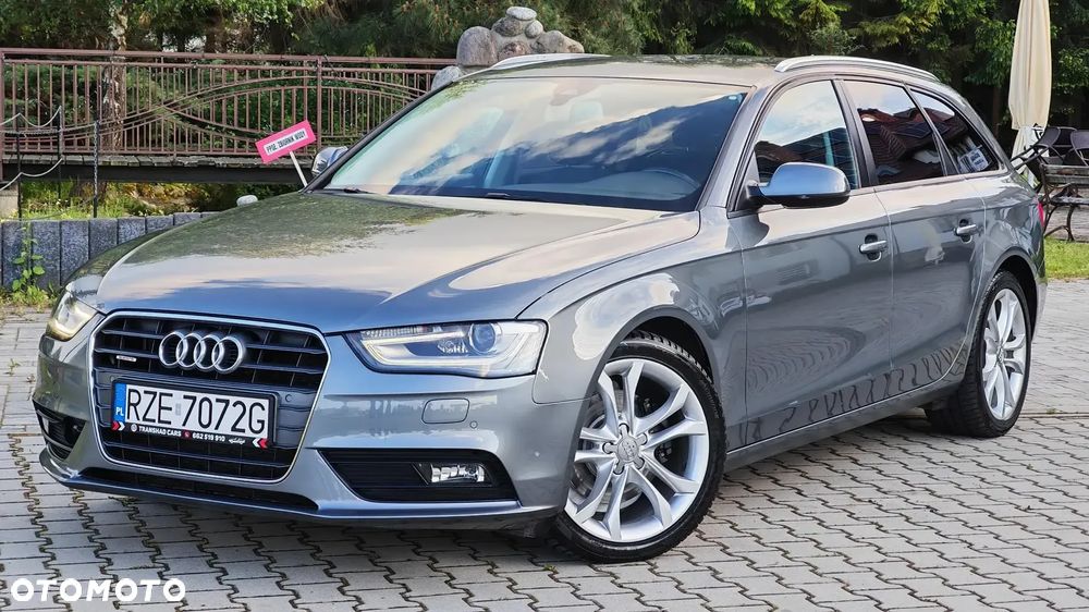 Audi A4 Avant 2.0 TDI DPF clean diesel quattro S tronic Ambiente - 14