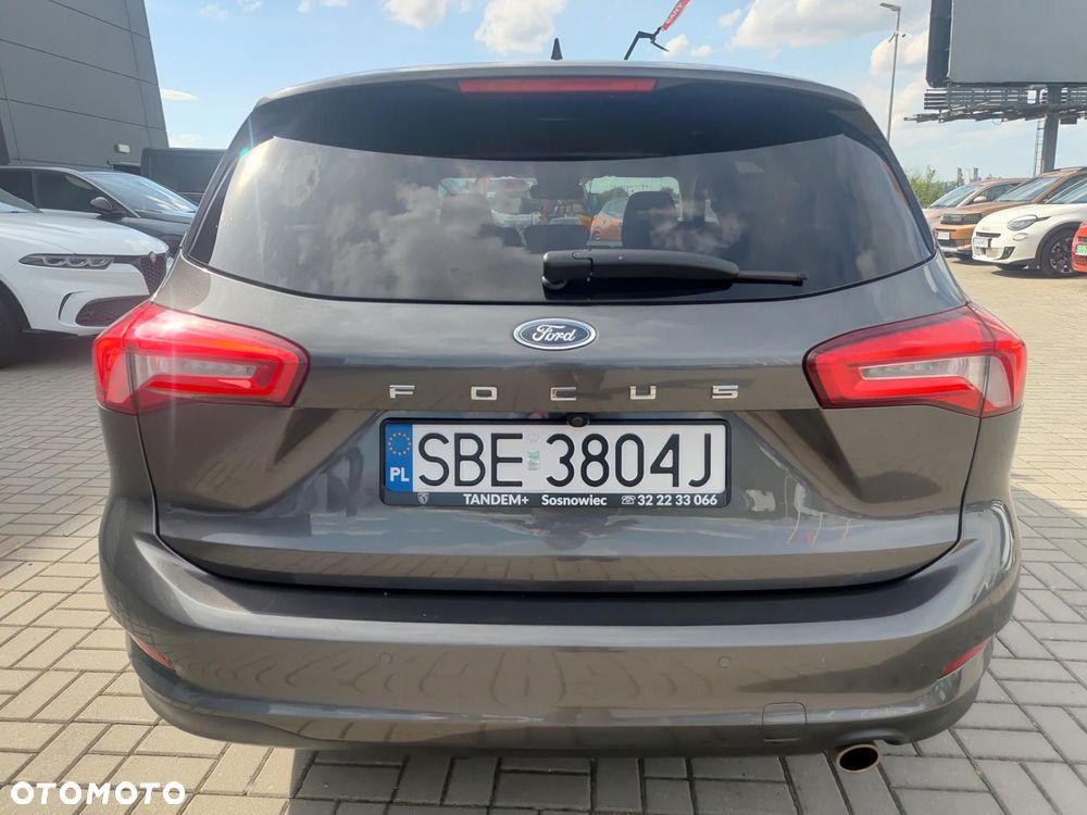 Ford Focus - 8