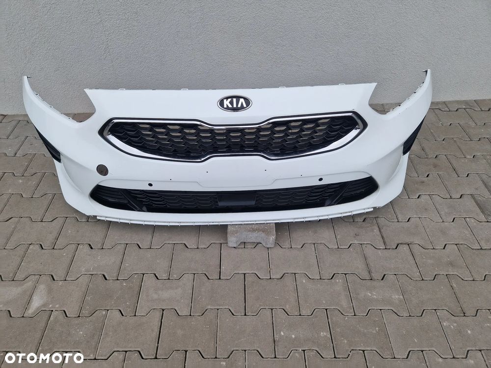 Zderzak Kia Ceed III 2018 - - 2