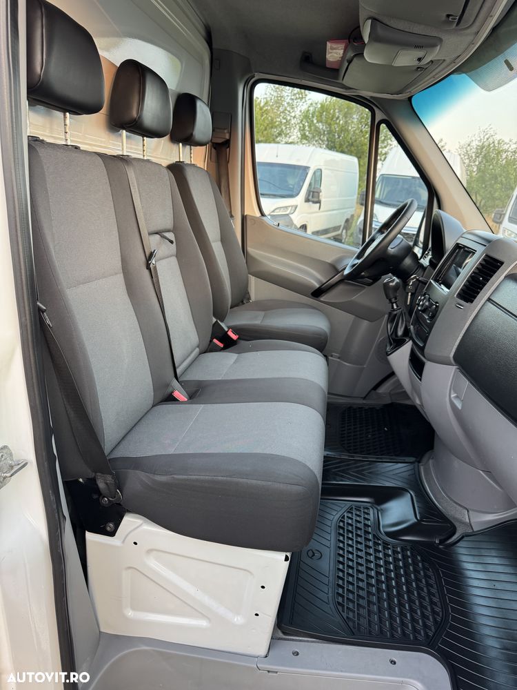 Volkswagen Crafter 2.0Tdi 136Cp - 26