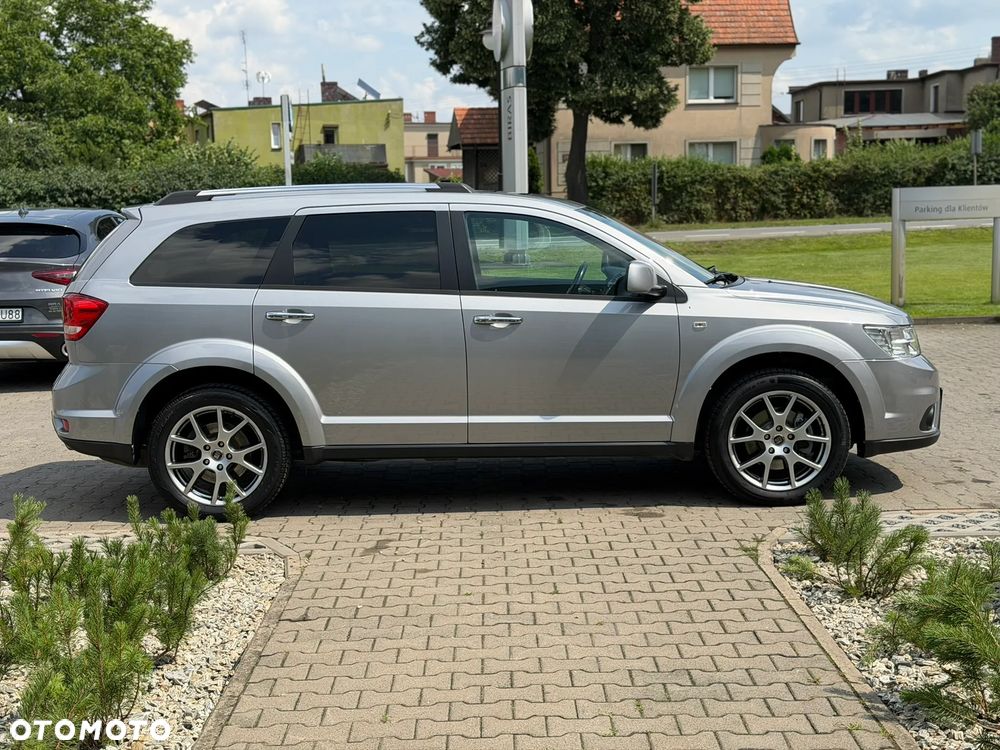 Fiat Freemont 2.0 Multijet Lounge AWD - 4