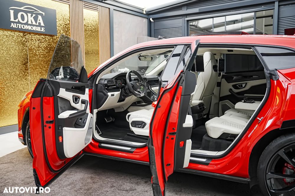 Lamborghini URUS - 23