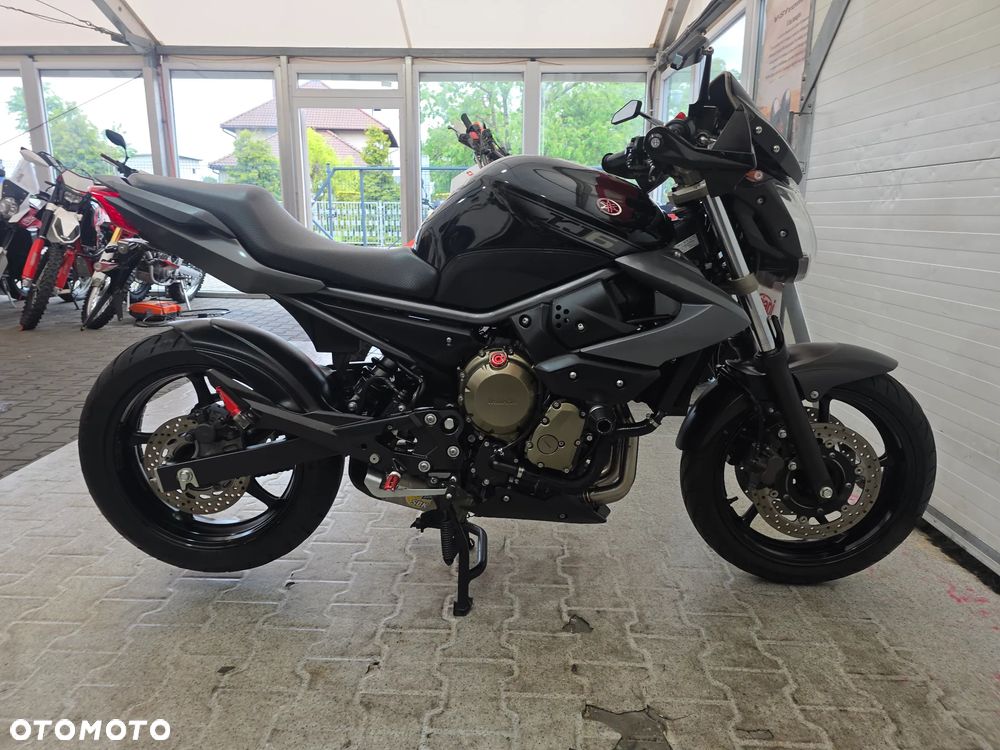 Yamaha XJ - 25
