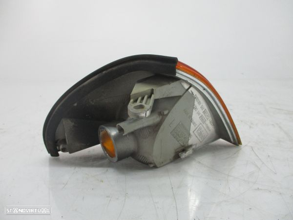 Farolim Pisca Frente Esq Suzuki Swift Ii Hatchback (Ea, Ma) - 3