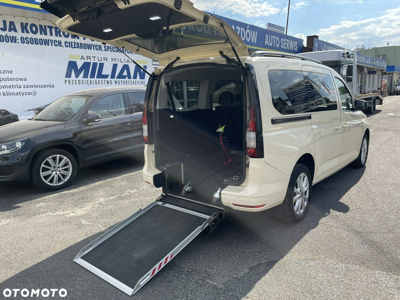 Volkswagen Caddy 2.0 TDI BMT (7-Si.) DSG Edition Maxi - 1