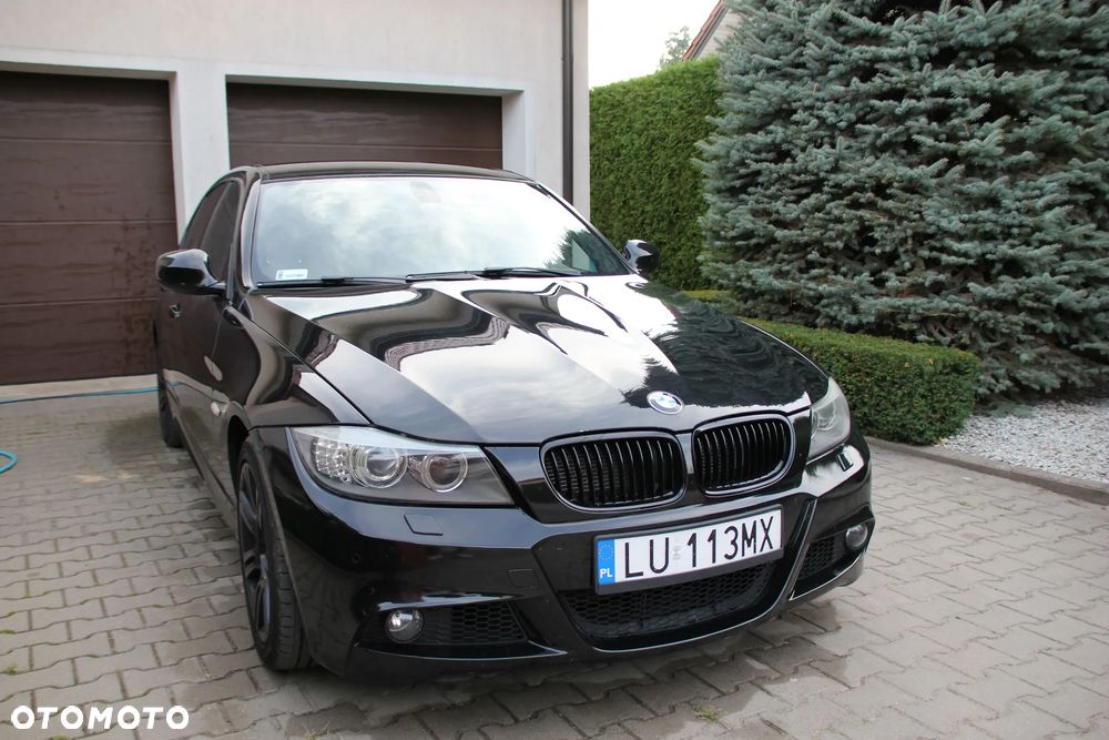BMW Seria 3 330i xDrive - 1