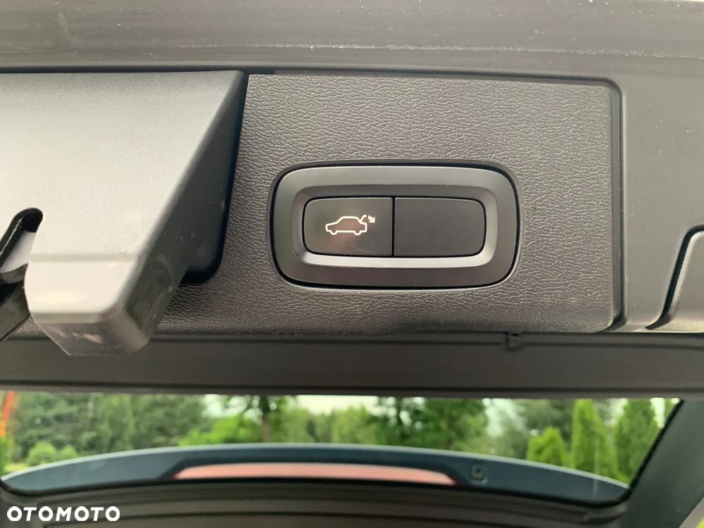 Volvo XC 60 D4 Drive-E Momentum - 14