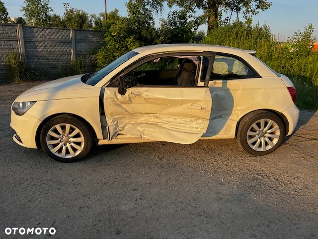 Audi A1 1.2 TFSI Attraction - 7
