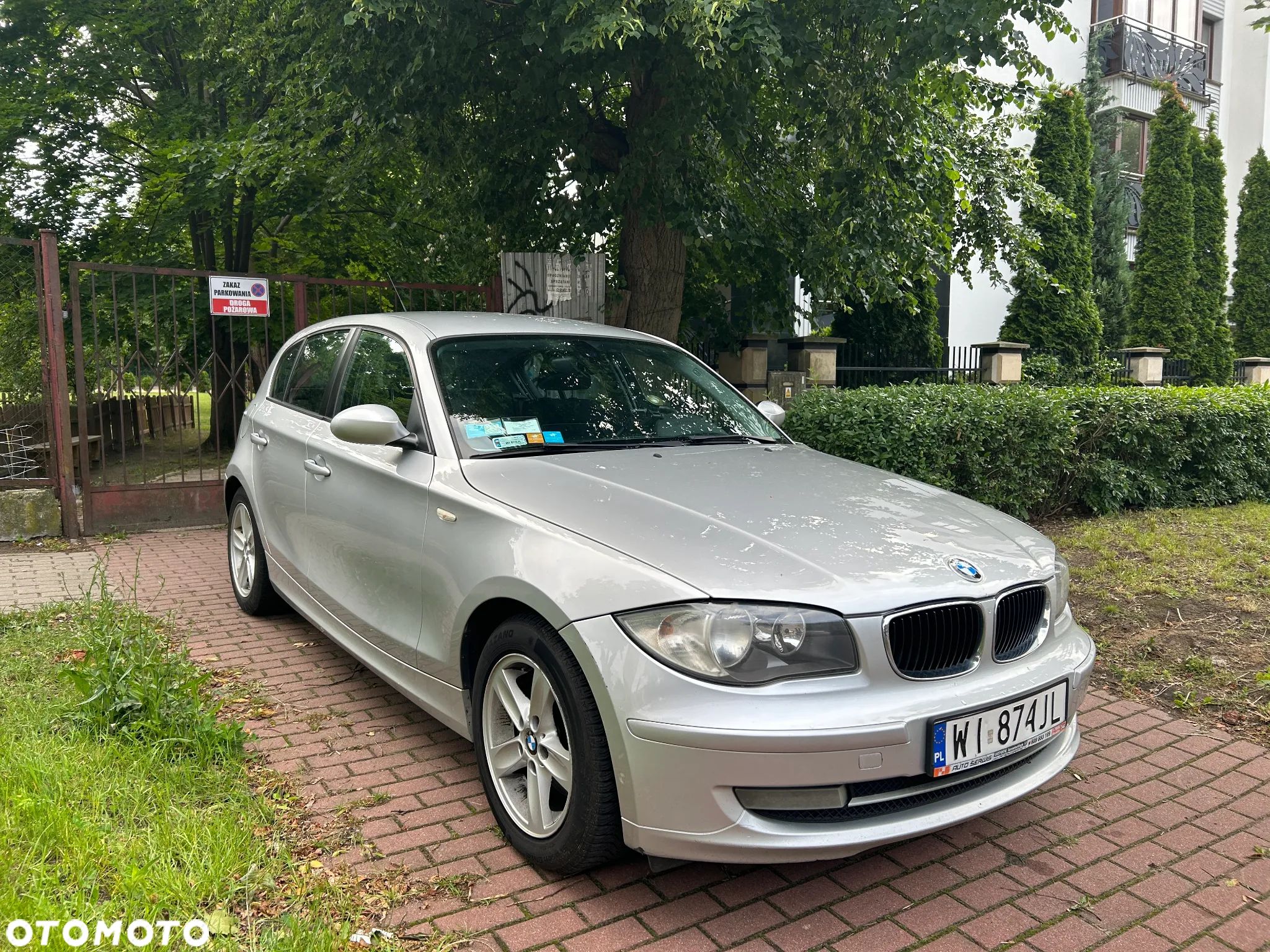 BMW Seria 1 120d DPF - 1