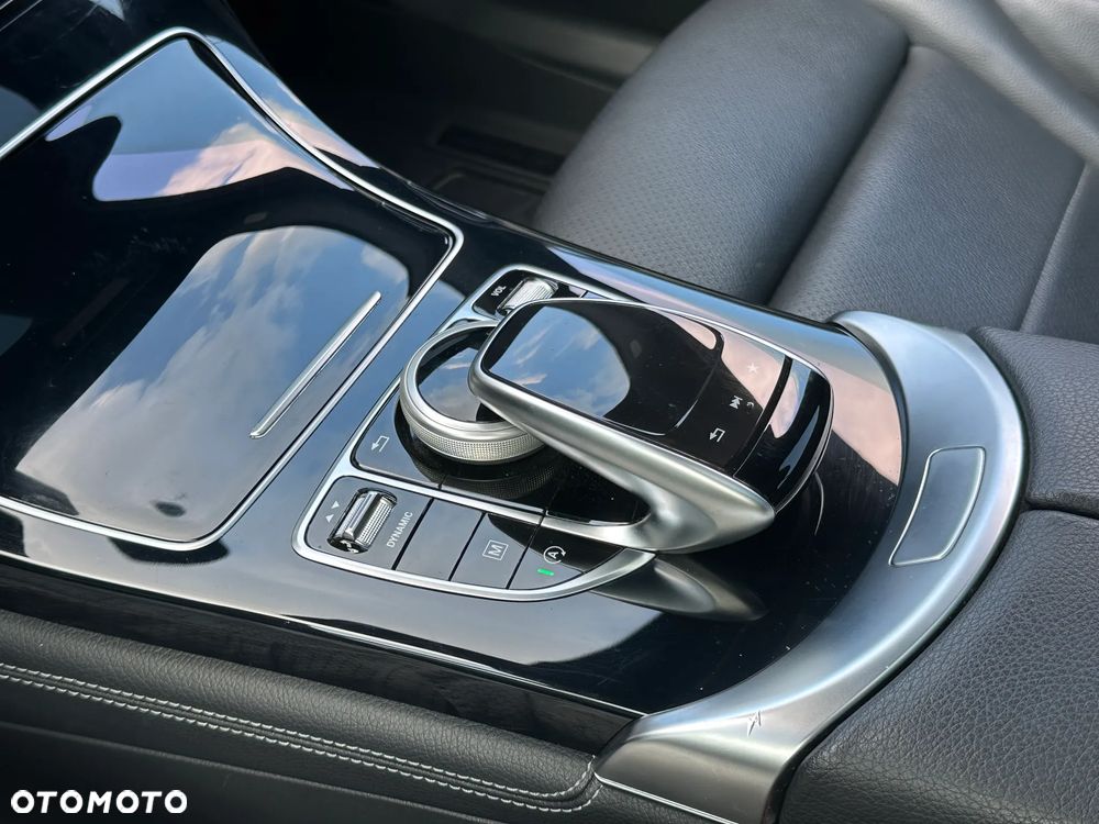 Mercedes-Benz GLC 300 4-Matic - 14