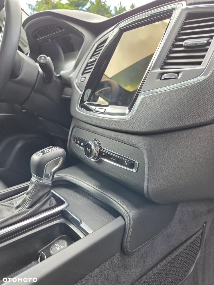 Volvo XC 90 T5 AWD Momentum 7os - 33