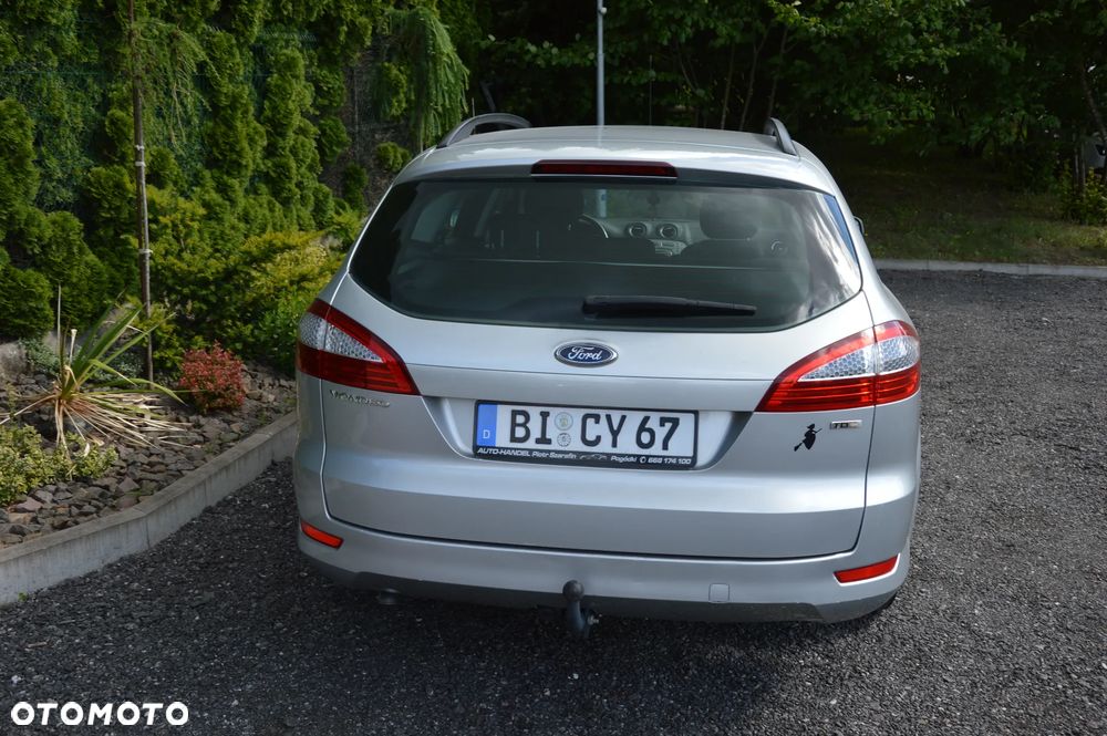 Ford Mondeo - 17