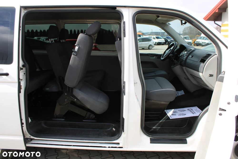 Volkswagen Transporter - 23