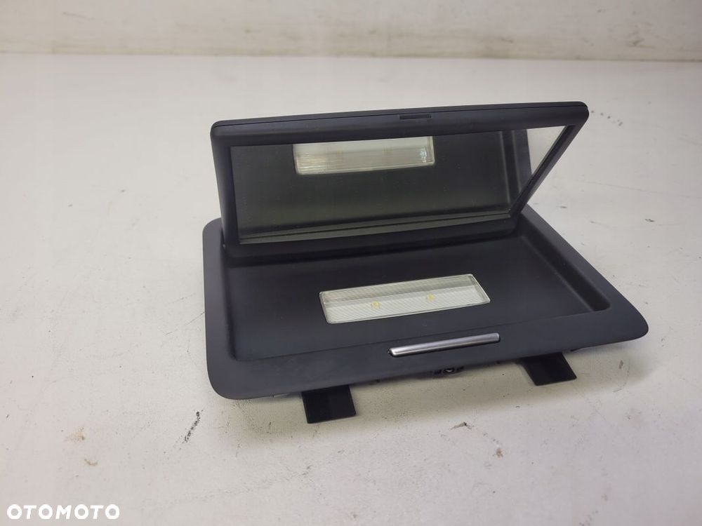 LUSTERKO LAMPKA LED PODSUFITK AUDI A8 D4 4H4858563 - 2