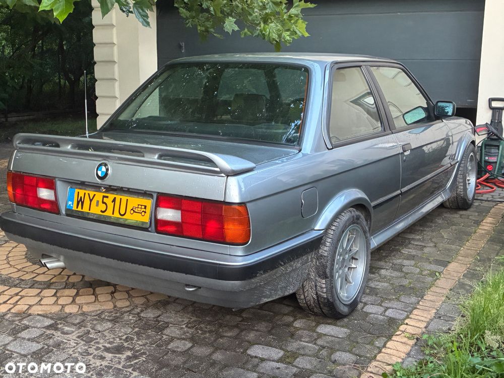 BMW Seria 3 325iX - 3