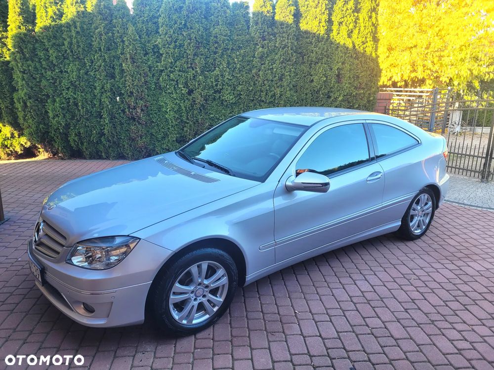 Mercedes-Benz Clc 2009 photo 2