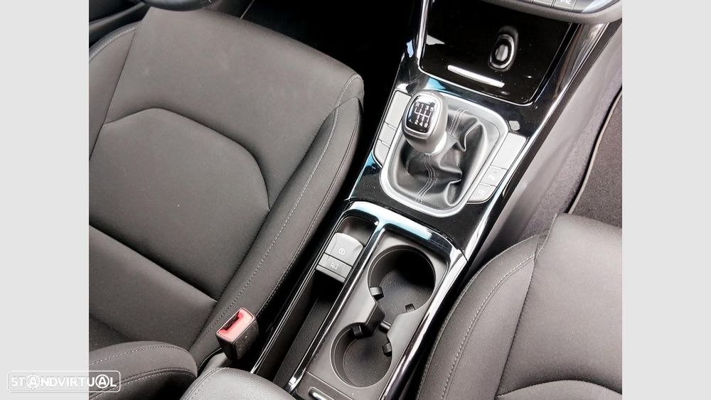 Hyundai i30 1.0 T-GDI Style Plus — fotografia 22