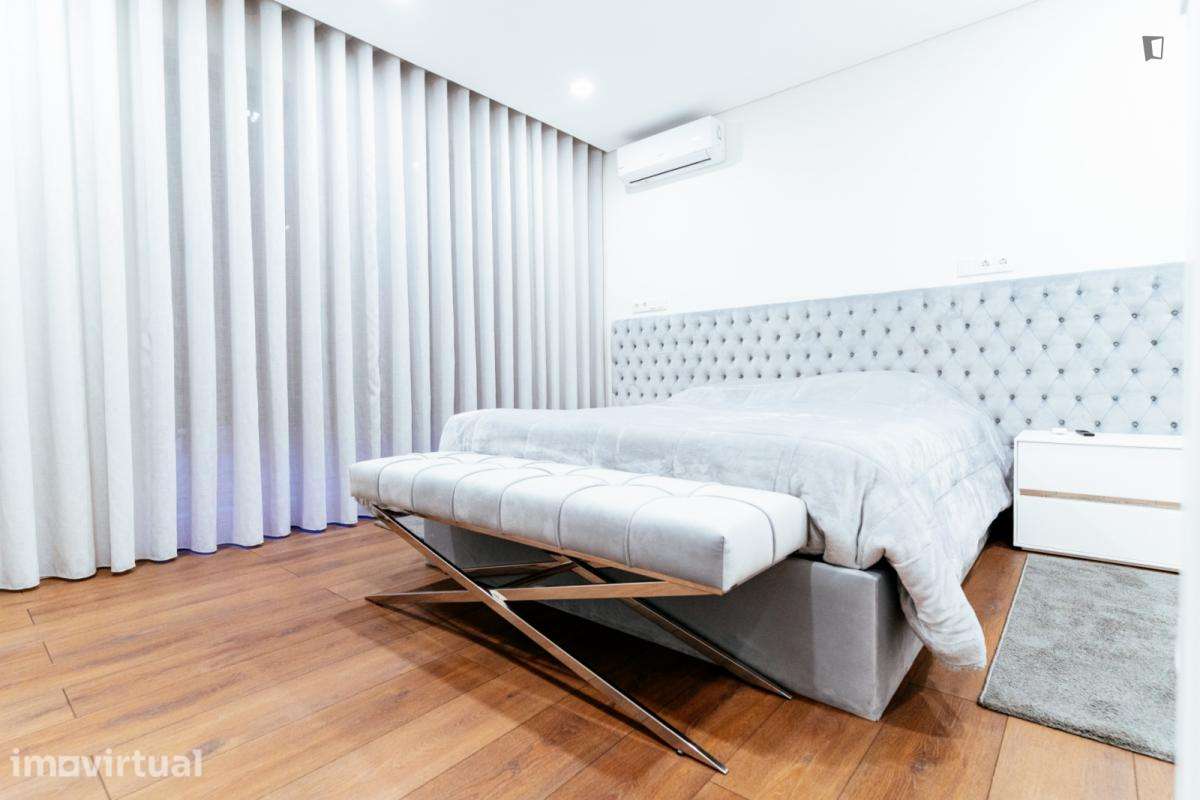 Casa com 2 quartos - localizado em Braga - Grande imagem: 2/13