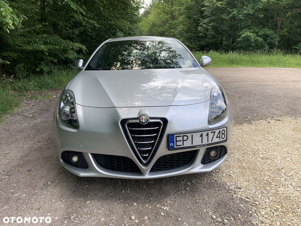 Alfa Romeo Giulietta - 2