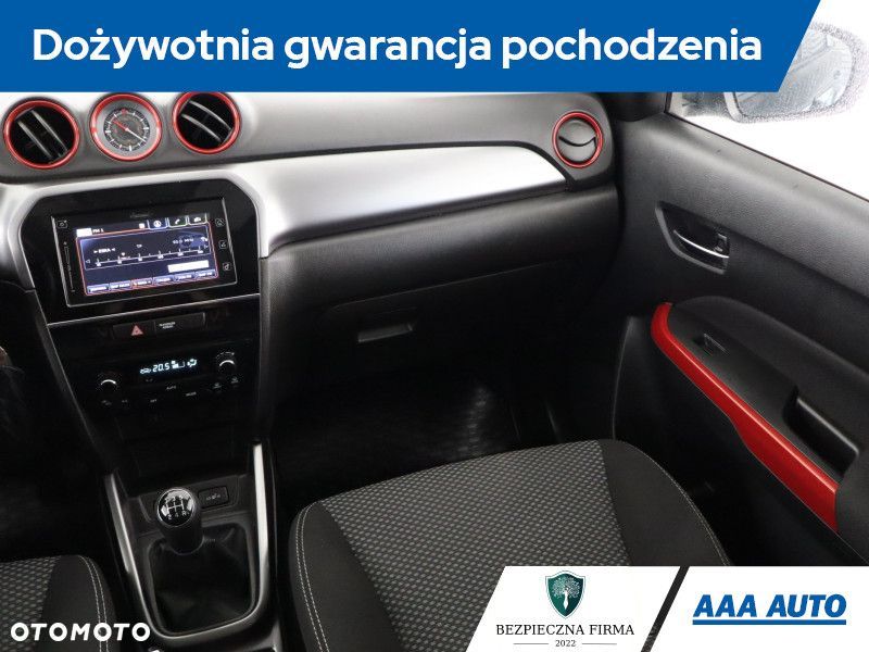 Suzuki Vitara - 10