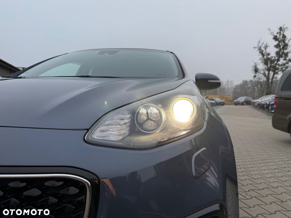 Kia Sportage 2,0 CRDI 2WD ISG Spirit - 40