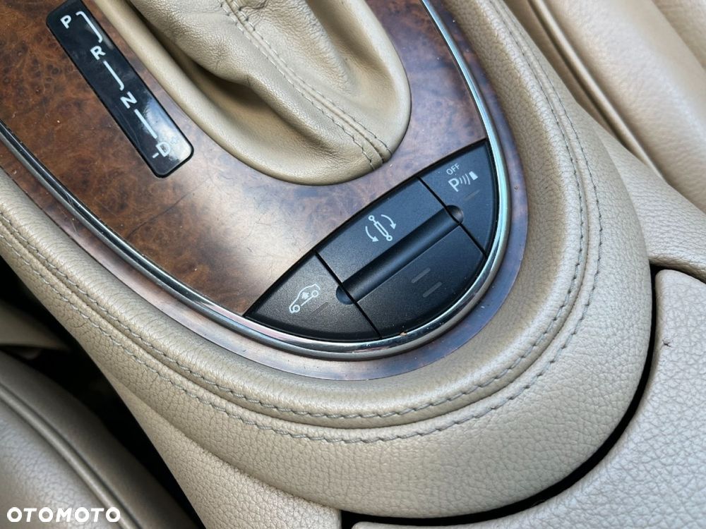 Mercedes-Benz CLS 500 7G-TRONIC - 12