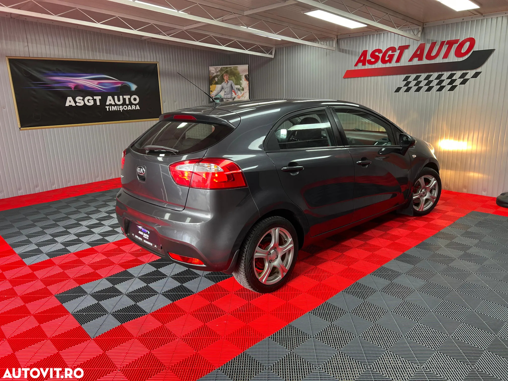 Kia Rio - 7