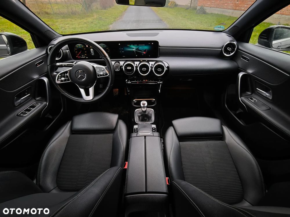 Mercedes-Benz Klasa A 200 Edition 19 - 20