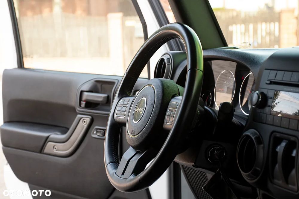 Jeep Wrangler 3.6 Automatik Rubicon - 32