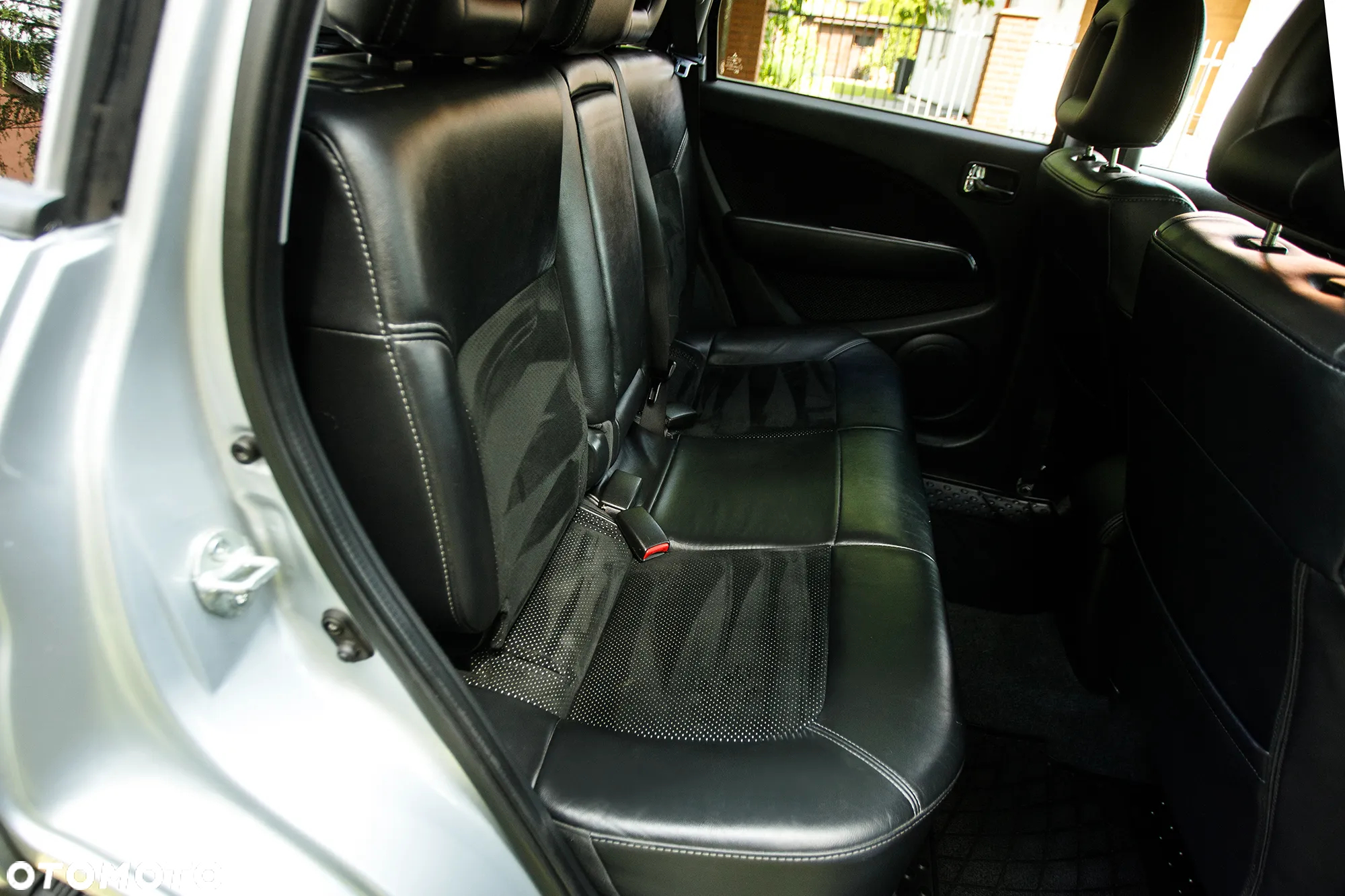Mitsubishi Outlander 2.0 Turbo 4WD - 7