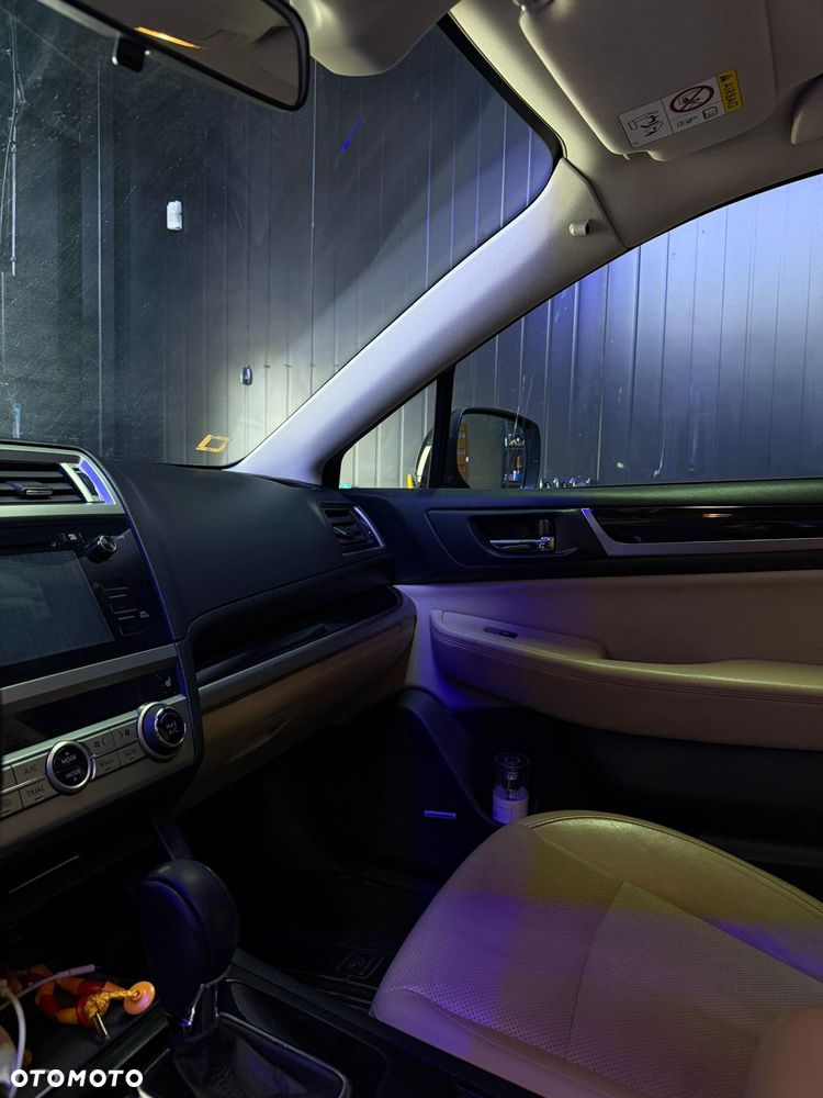 Subaru Outback 2.0D Exclusive Lineartronic - 11
