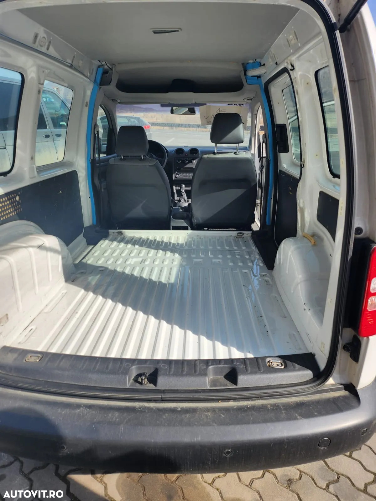 Volkswagen Caddy - 3
