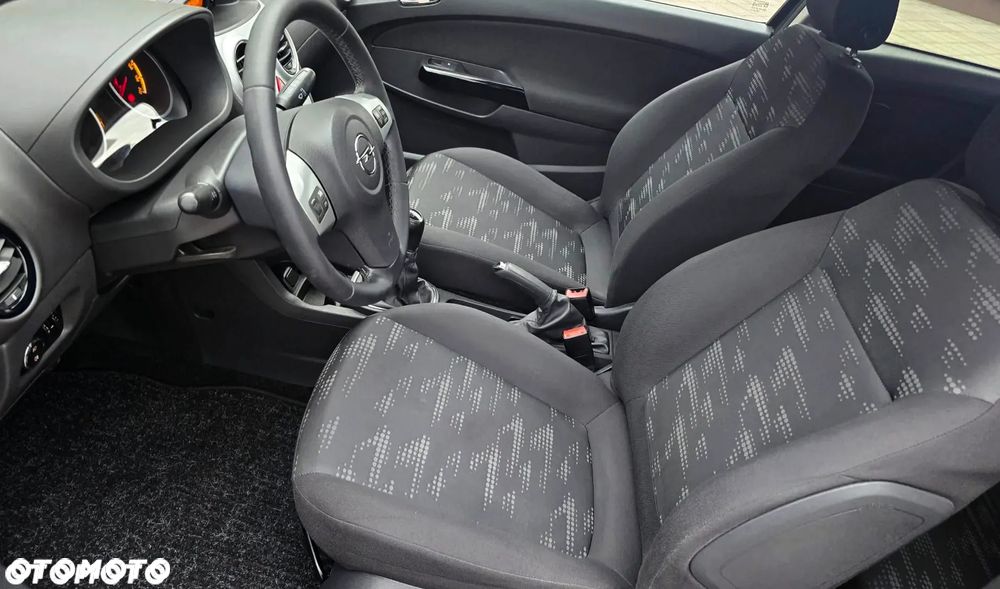 Opel Corsa 1.4 16V Satellite - 31