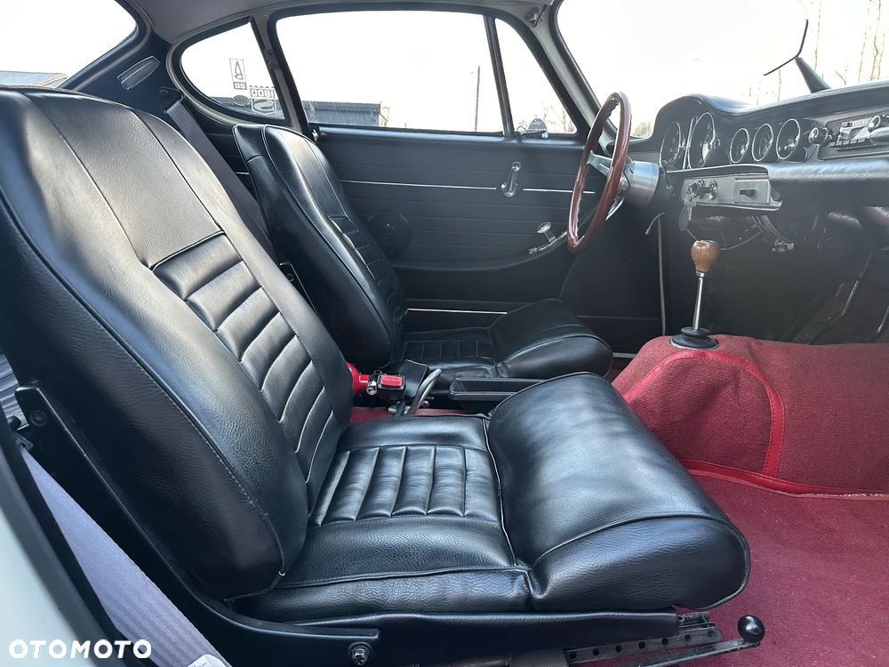 Volvo P1800 - 34