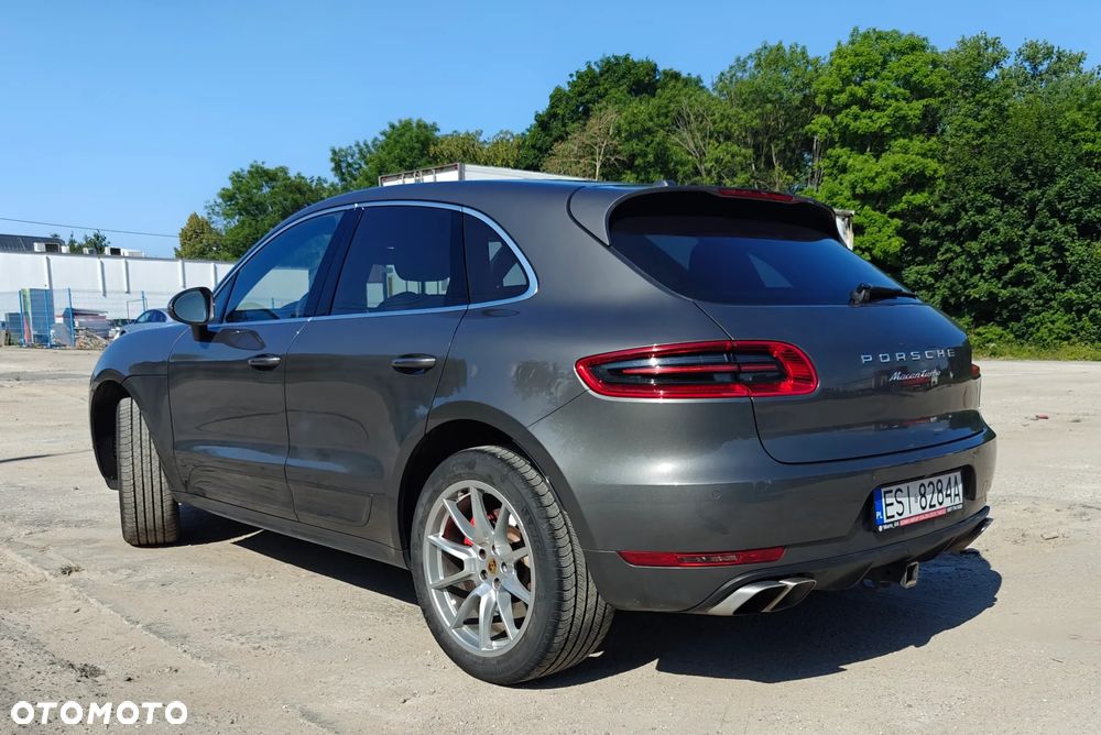 Porsche Macan Turbo PDK - 11