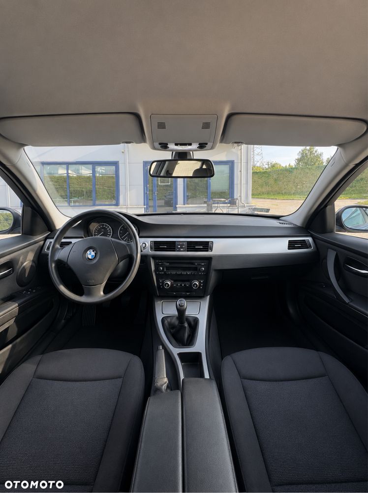 BMW Seria 3 - 8
