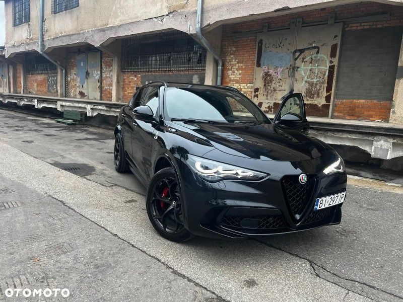 Alfa Romeo Stelvio V6 2.9 Bi-Turbo AT8-Q4 Quadrifoglio - 18
