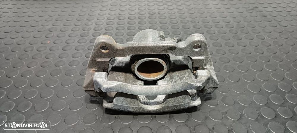 BRAÇADEIRA ENO FRENTE DIREITA SEAT ATECA (KH7) FR - 2