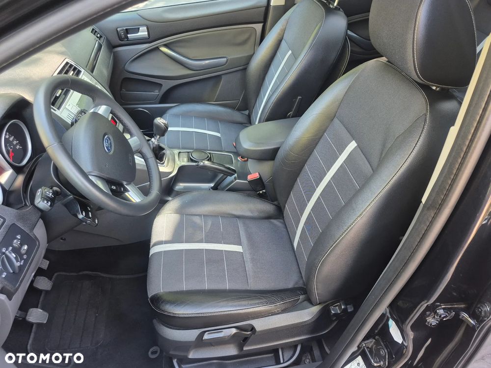 Ford Kuga 2.0 TDCi Titanium FWD - 20