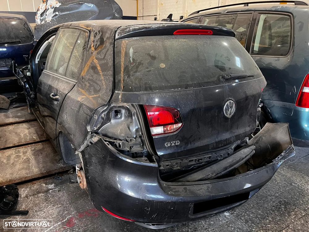 VW Golf VI 2.0 GTD de 2010 para peças - 1