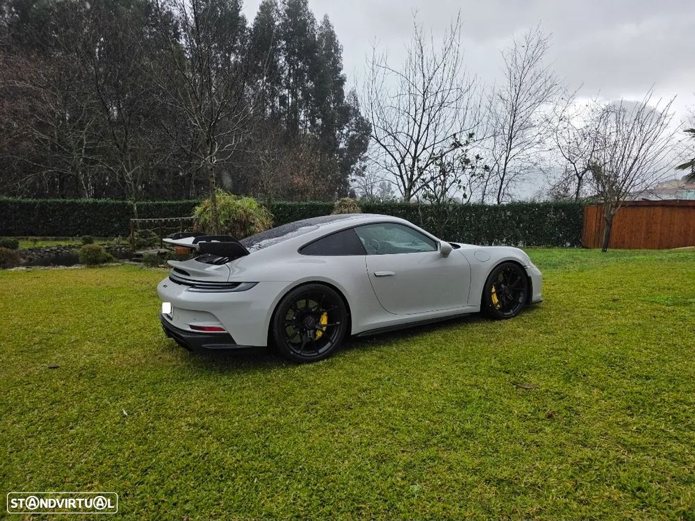 Porsche 911 (992) - 4