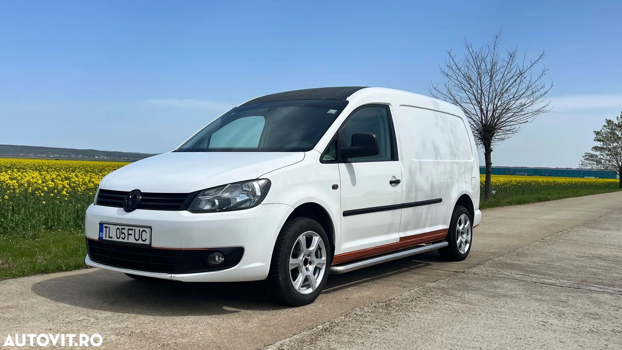 Volkswagen Caddy Maxi 1.6 TDI BlueMotion Comfortline - 1