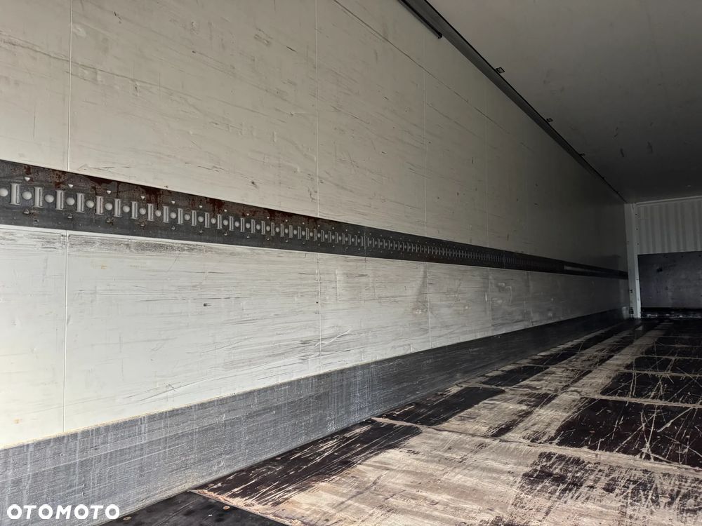 Krone Izoterma, Roleta - 12