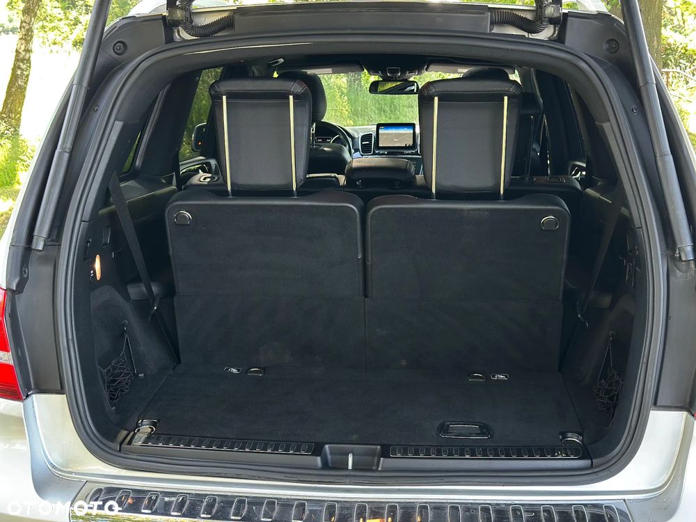 Mercedes-Benz GLS 400 4Matic 9G-TRONIC - 21